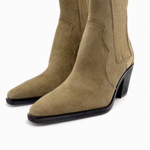 NWT Zara heeled cowboy ankle boots